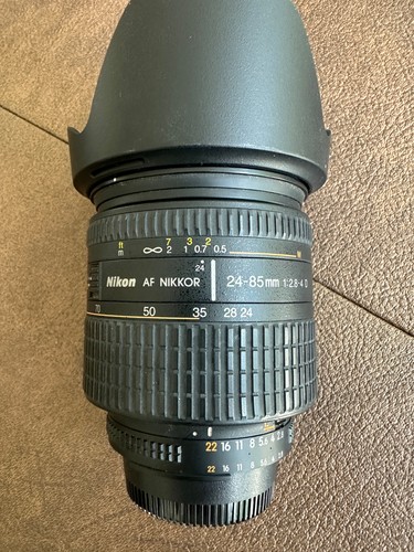 Nikon zoom nikkor 85 mm - nikon,