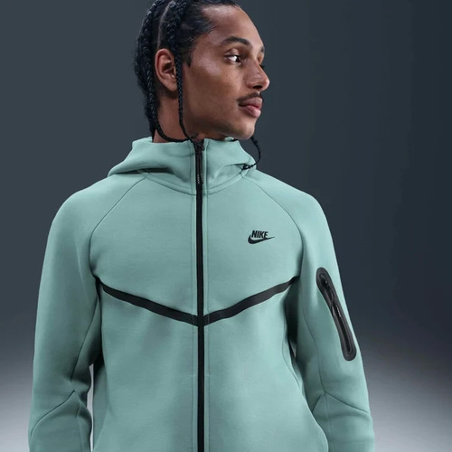 Nwt nike tech fleece - tech,