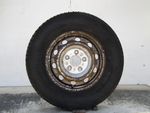 215 r16c et68 - 5, borchie