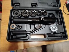 Punzonatrice idraulica diritta con 6 punzoni nuova