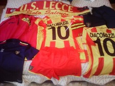 ' U.S. LECCE ' : MAGLIE ' GIACOMAZZI '+ PANTALONCINI + SCIARPE+ GIACCA +....