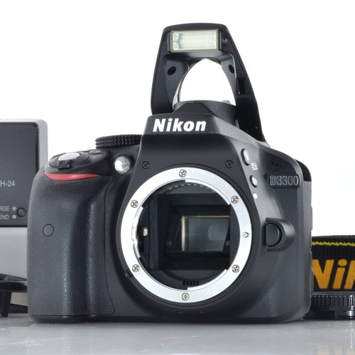 Corpo nikon d3300 con 260 - corpo,