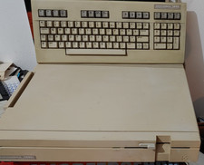 Commodore C 128 D + tastiera