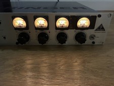 PREAMPLIFICATORE VALVOLARE