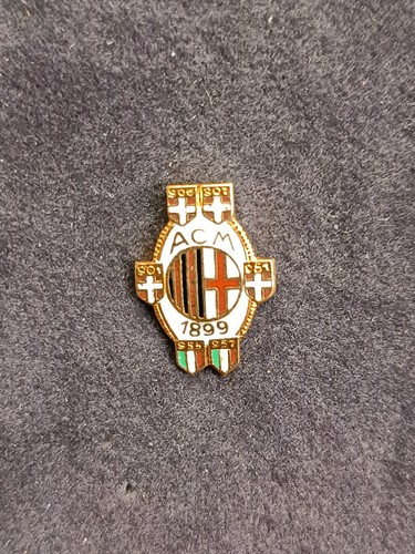 Old pins pin badge - pins,
