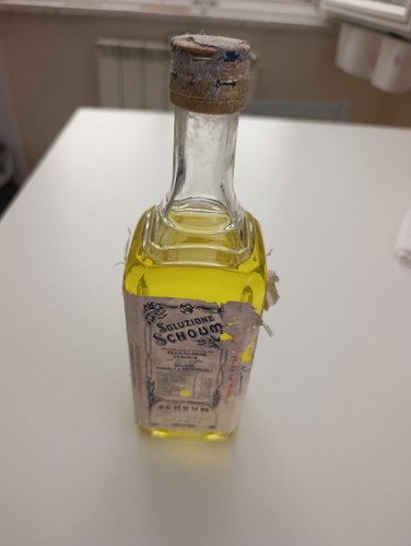 Bottiglia vintage soluzione - vintage,