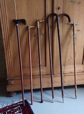 Collezione di 8 Bastoni da passeggio e da montagna. Originali Anni 60/70.