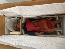  Bambola di porcellana NALO