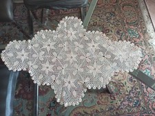 Vintage large crochet floral - large,