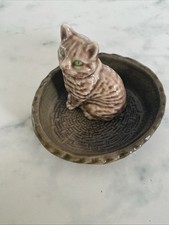 Vintage Wade England Cat  In A