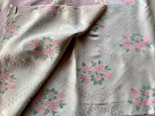 Ancien coupon tissu