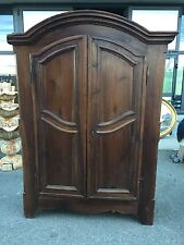 #Armadio "cappello da prete"