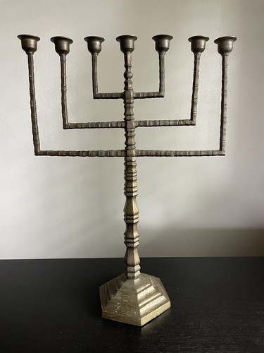 Antico candelabro portacandele