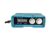 Calibratore di pressione Druck DPI 700 in ottime condizioni testato, funzionante