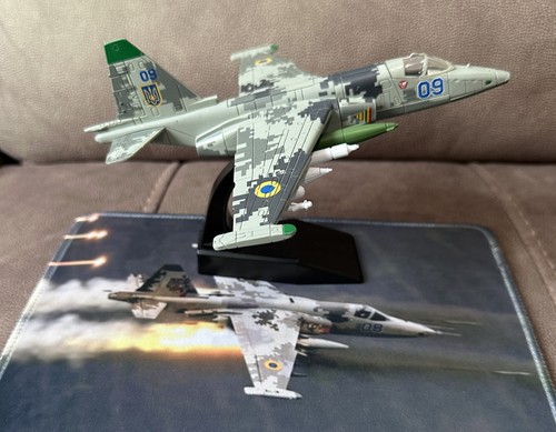Modellino aereo attacco