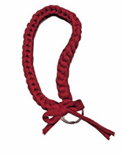 Portachiavi rosso ad uncinetto