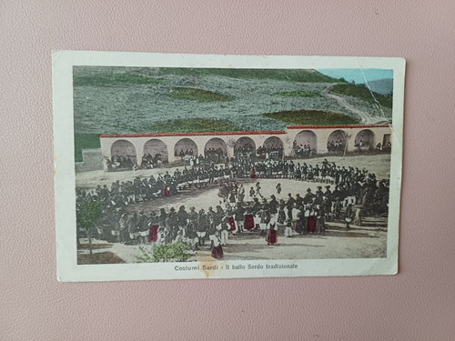 Cartolina costumi sardi ballo - sardi,