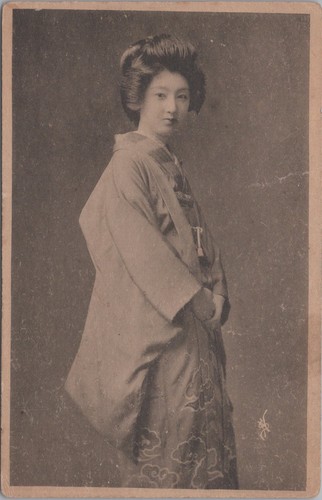 Geisha giapponese donna kimono