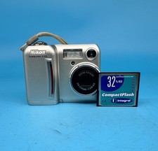 Nikon Fotocamera Digitale