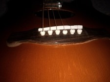 chitarra acustica fender elettrificata usata