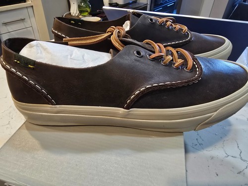 Otw vans era moc - by,