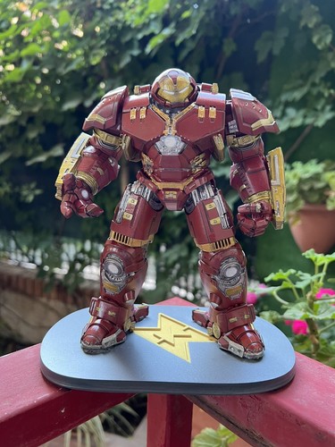 Action figure iron man - action, statua
