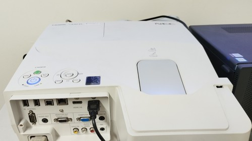 Videoproiettore nec ultra - nec,