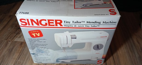 Singer tiny tailor - singer,