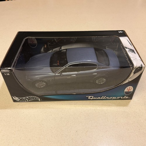 Hot wheels maserati - hot, 1:18
