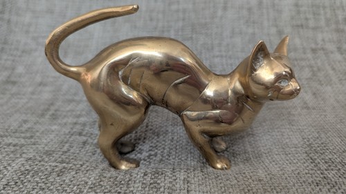 Vintage cat statuette made - , of