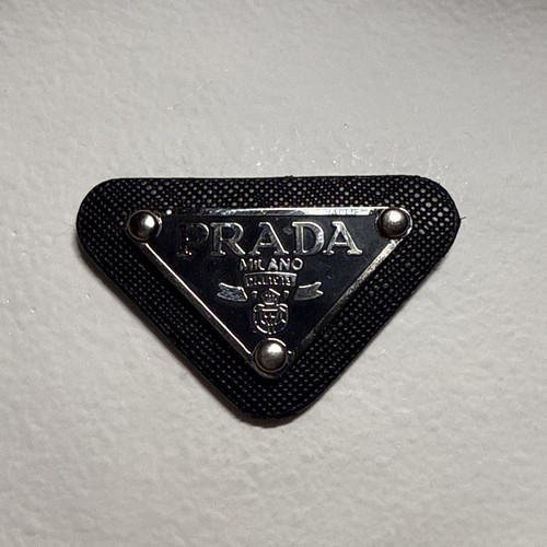 Prada etichetta designer - etichetta,