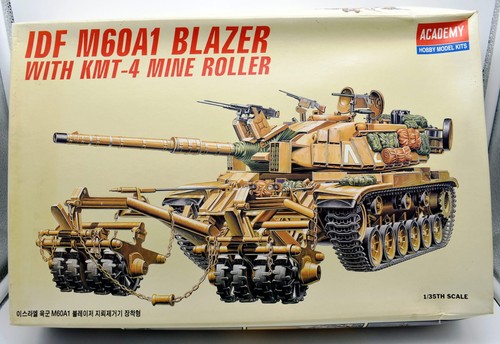Modellino model kit - , montaggio