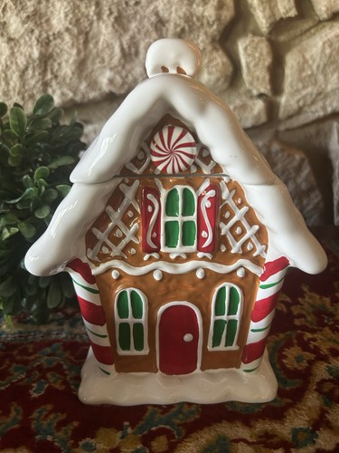 Christmas gingerbread house - gingerbread,