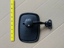 Specchio e braccio di vetro