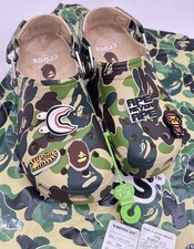 A BATHING APE®︎ × Crocs