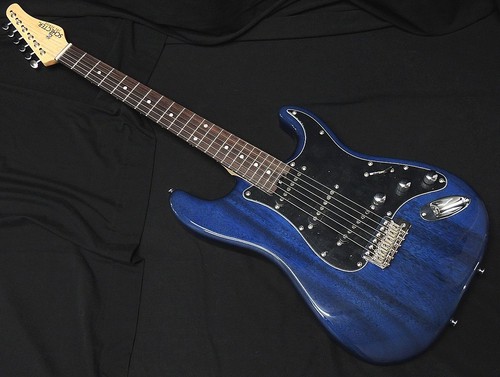 Chitarra blu trasparente tipo