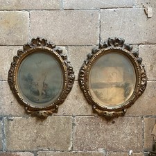 Coppia di cornici ovali con Stampe con Angeli