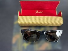 Occhiali da sole Fender lenti