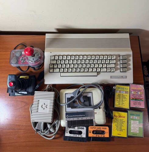 Commodore c64c con manuali - con,