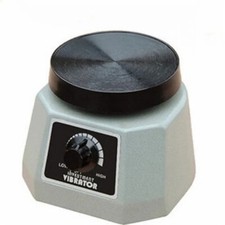 Oscillatore per gesso dentale