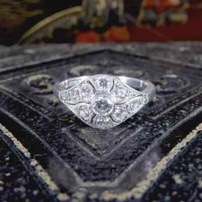 Art Deco Style VVS1 Round Lab