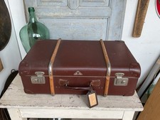 C0589 Vecchia valigia da