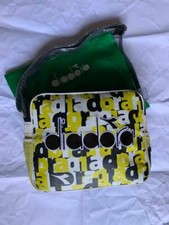 Borsa Diadora per sport, tempo libero, scuola, in eco pelle e molto resistente