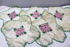Set 5 centrini vintage fatti a