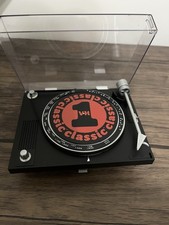 Turntable AM-FM Radio
