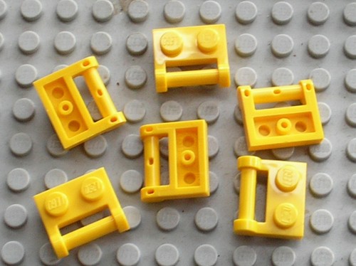 Lego yellow plate ref - x,