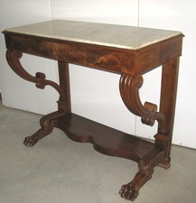 Console antica. Epoca metà