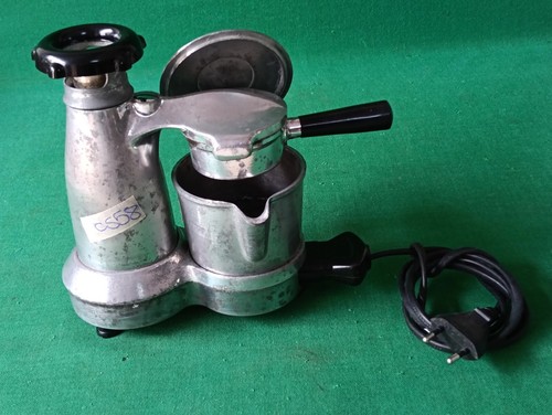 Vecchia caffettiera elettrica - vecchia,