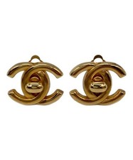 Orecchini CHANEL marchio cocco