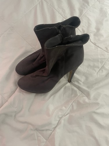 Stivaletto donna grigio